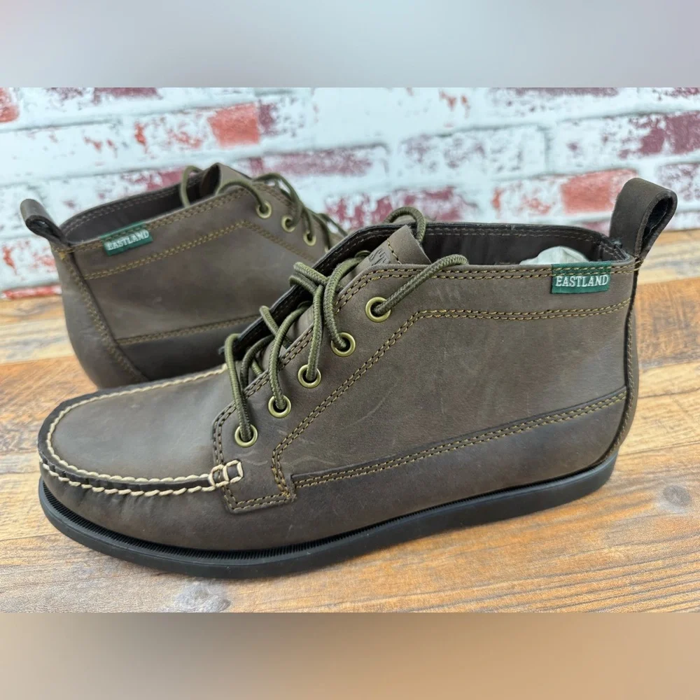 Eastland Men's Seneca Chukka Boots, Dark Brown US Size 10 (New in Box)